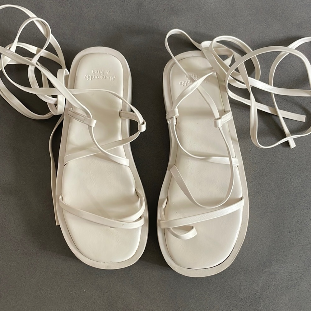 Abercrombie and fitch tie up platform sandals